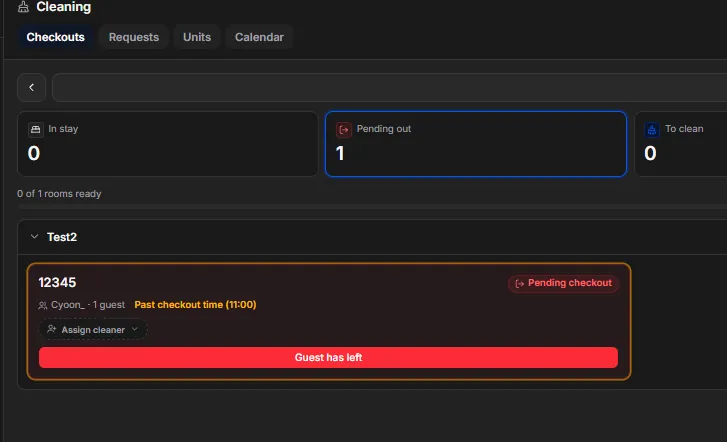 A unit under Pending out, with the Guest has left button